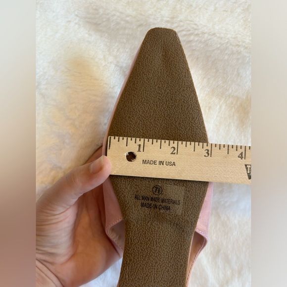 Lulus Baby Pink Satin Bow Flats Size Seven & A Half - Picture 11 of 14